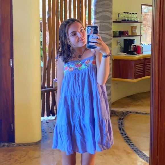 Meet your Posher, Nya - Picture 1 of 1